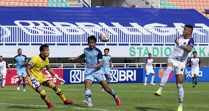 Persela Andalkan Kolektivitas, tapi Masih Miskin Kreativitas
